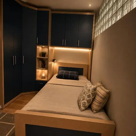 Door31 *